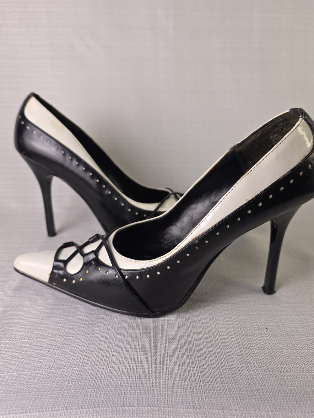 Vintage Frederick's Of Hollywood Black and White Pointed Toe Women's Heels 8.5 M - Picture 4 of 12